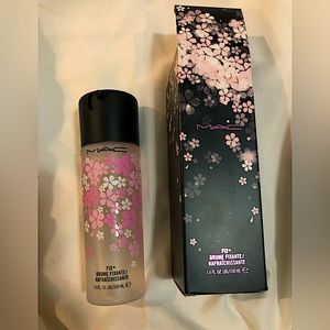 NIB! MAC Limited Edition FIX+ 3 in 1 FINISHING SPRAY